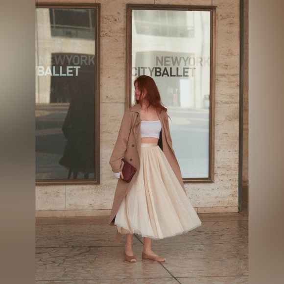 NEW. Reformation Prisca Skirt. NWT - Picture 15 of 15